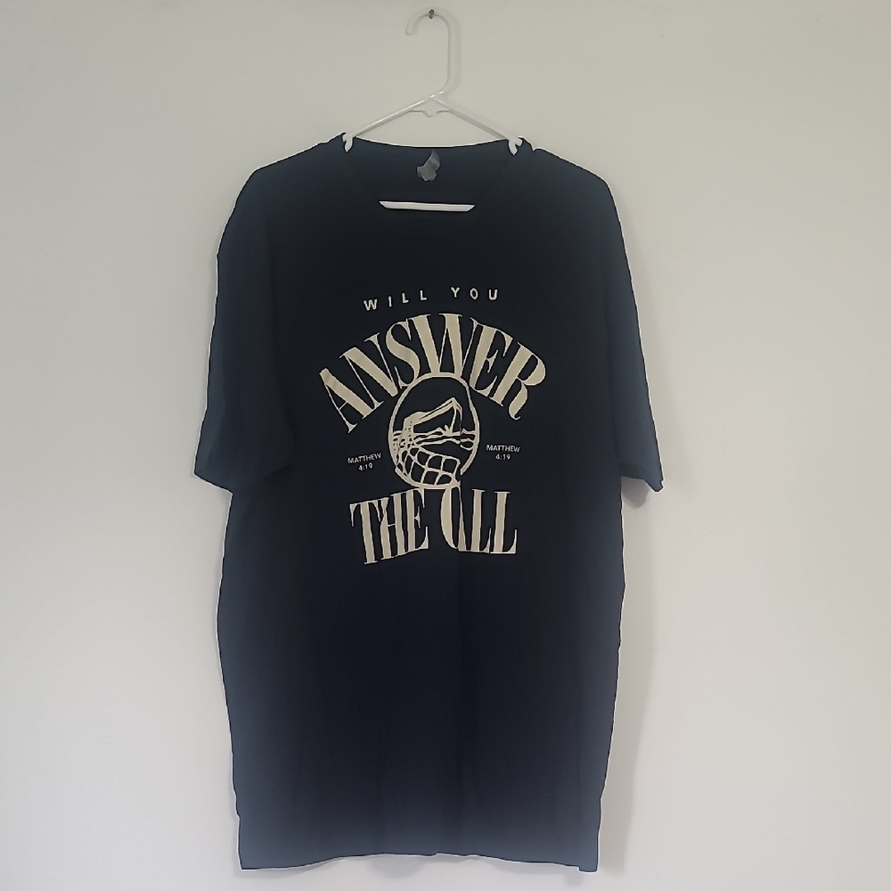 Men's Navy Blie Graphic T-Shirt